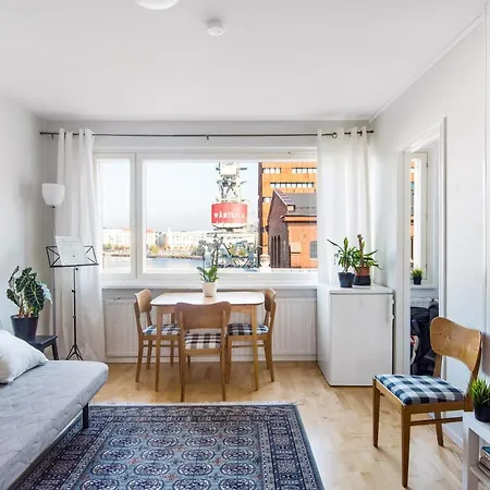 Wehost Munkkisaarenkatu * Helsinky
